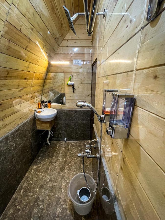Cozy Capsules - Modern Hut Acomodação com café da manhã Kukkal Exterior foto