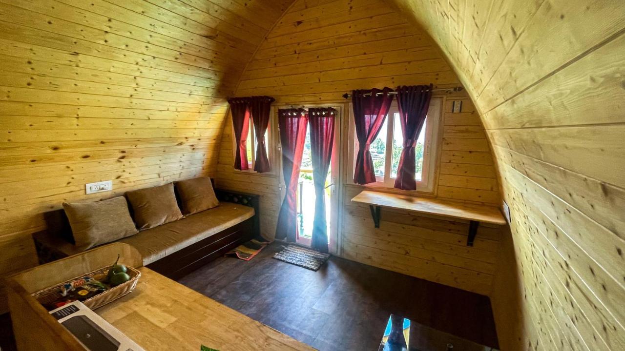 Cozy Capsules - Modern Hut Acomodação com café da manhã Kukkal Exterior foto